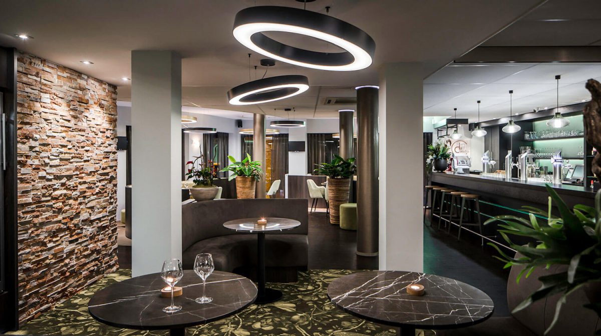 restaurant-ontwerp-claudio-huissen-medie-janssen-grillo-natuursteen